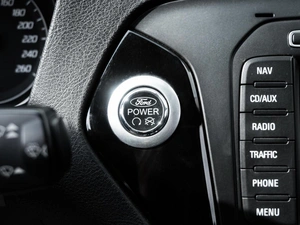 Седан Ford Mondeo 2014 года, 977000 рублей, Ставрополь