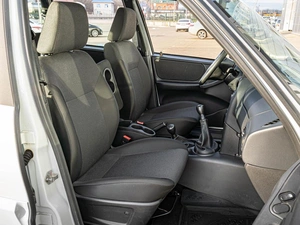 Внедорожник ВАЗ (LADA) Niva Travel 2024 года, 1075000 рублей, Краснодар