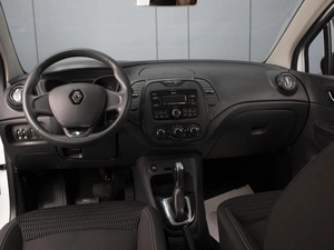 Внедорожник Renault Kaptur 2019 года, 1350000 рублей, Омск