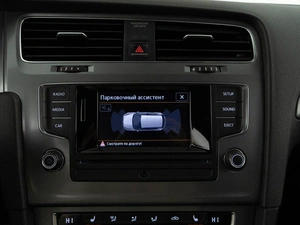 Хетчбэк Volkswagen Golf 2013 года, 1298999 рублей, Москва