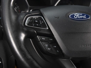 Внедорожник Ford Kuga 2017 года, 1280000 рублей, Омск