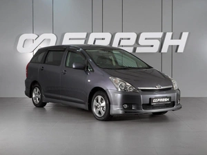 Минивэн Toyota Wish 2005 года, 850000 рублей, Красный Пахарь