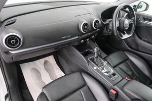 Седан Audi A3 2019 года, 2099000 рублей, Красноярск