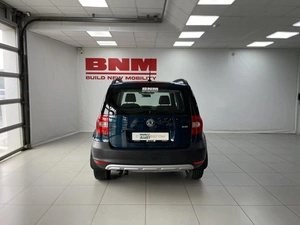 Внедорожник Skoda Yeti 2012 года, 1230000 рублей, Смоленск