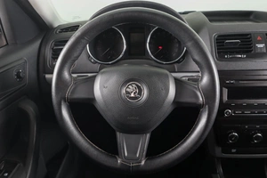 Внедорожник Skoda Yeti 2015 года, 959000 рублей, Пермь