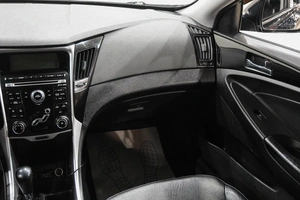 Седан Hyundai Sonata 2011 года, 1079000 рублей, Новокузнецк