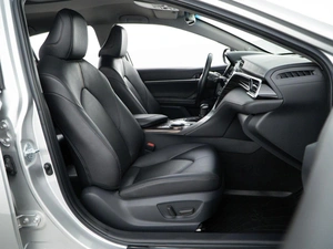 Седан Toyota Camry 2021 года, 3099055 рублей, Москва