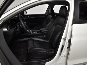 Седан Kia K5 2020 года, 2117100 рублей, Казань