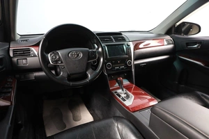 Седан Toyota Camry 2012 года, 1749000 рублей, Новосибирск