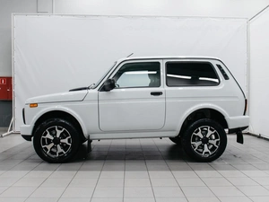 Внедорожник ВАЗ (LADA) Niva Legend 2024 года, 949000 рублей, Красноярск