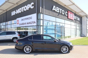 Седан Volkswagen Jetta 2017 года, 1700000 рублей, Мирное