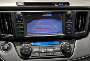 Внедорожник Toyota RAV4 2017 года, 2657000 рублей, Красноярск