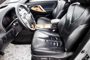 Седан Toyota Camry 2006 года, 1169000 рублей, Барнаул