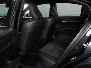 Седан Toyota Camry 2024 года, 3557000 рублей, Красный Пахарь