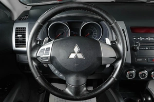 Внедорожник Mitsubishi Outlander 2012 года, 999000 рублей, Тюмень