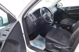 Внедорожник Volkswagen Tiguan 2013 года, 1600000 рублей, Мирное