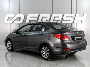 Седан Hyundai Solaris 2012 года, 900000 рублей, Аксай