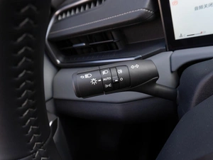 Внедорожник Toyota RAV4 2026 года, 4299000 рублей, Саратов