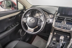 Внедорожник Lexus NX 2019 года, 3399000 рублей, Томск