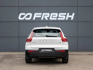 Внедорожник Volvo XC40 2019 года, 2700000 рублей, Краснодар