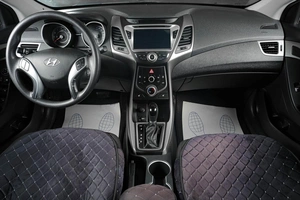 Седан Hyundai Elantra 2015 года, 1389000 рублей, Тюмень