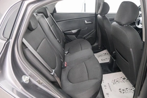 Седан Kia Rio 2015 года, 1089000 рублей, Красноярск