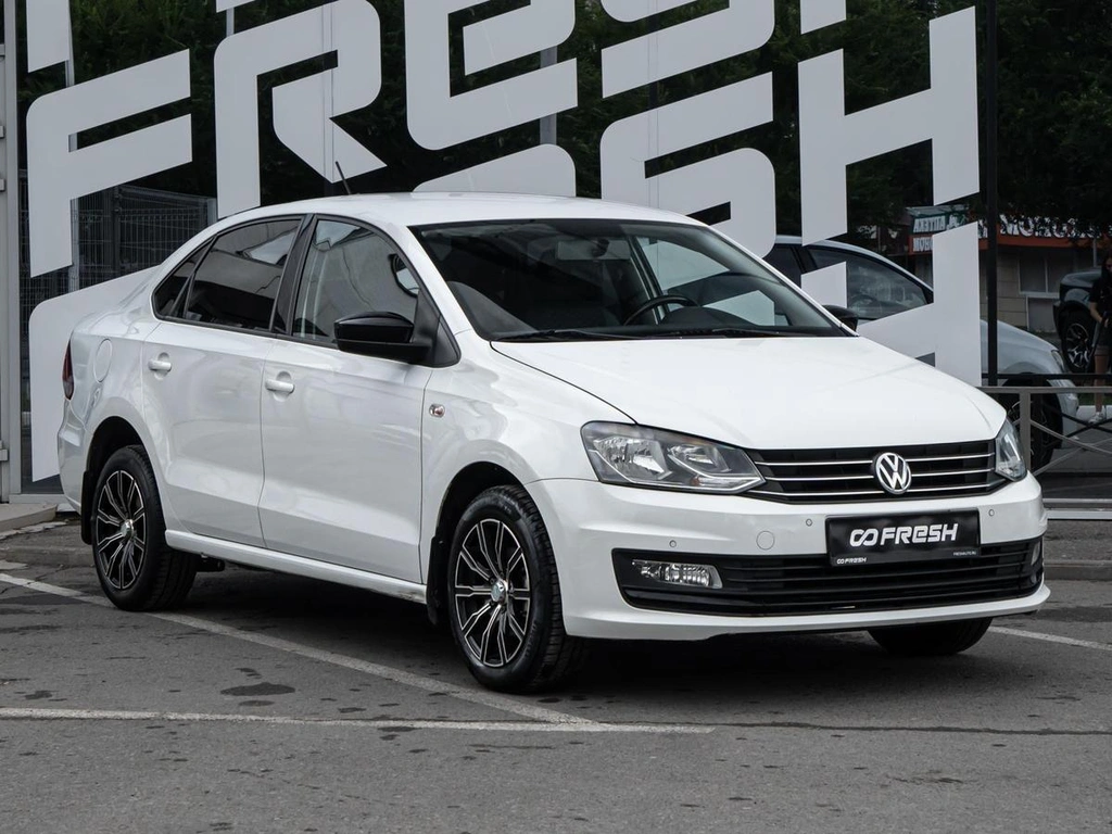 Седан Volkswagen Polo 2020 года, 1299000 рублей, Волгоград