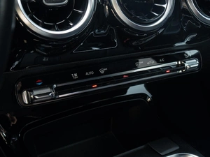 Хетчбэк Mercedes-benz A-класс 2019 года, 2000000 рублей, Краснодар