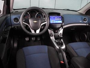 Хетчбэк Chevrolet Cruze 2012 года, 729000 рублей, Воронеж