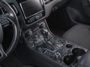 Внедорожник Volkswagen Touareg 2010 года, 1649000 рублей, Сургут