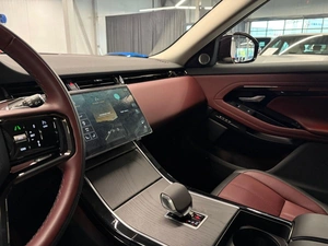 Внедорожник Land Rover Range Rover Evoque 2024 года, 6600000 рублей, Павловская Слобода