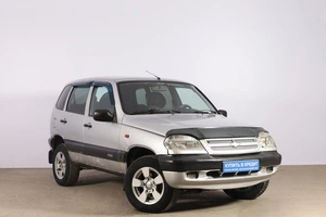Внедорожник Chevrolet Niva 2003 года, 349000 рублей, Новосибирск