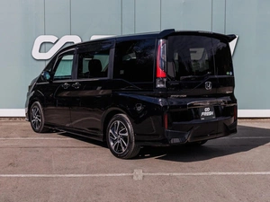 Минивэн Honda Stepwgn Spada 2018 года, 2250000 рублей, Большой Сочи