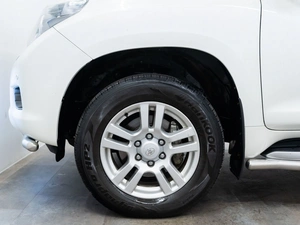 Внедорожник Toyota Land Cruiser Prado 2012 года, 3180000 рублей, Красноярск