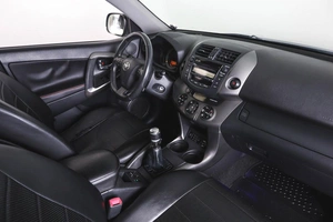 Внедорожник Toyota RAV4 2011 года, 1699000 рублей, Пермь