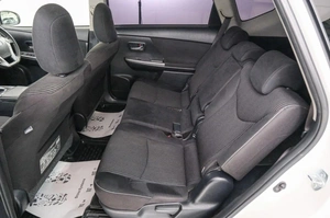 Универсал Toyota Prius Alpha 2016 года, 1549000 рублей, Красноярск