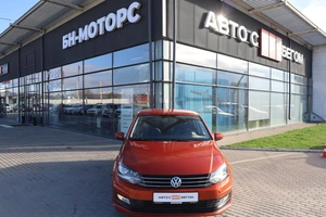 Седан Volkswagen Polo 2016 года, 1090000 рублей, Мирное