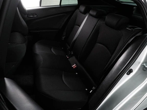 Лифтбек Toyota Prius 2019 года, 1699000 рублей, Воронеж