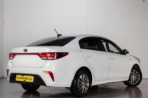 Седан Kia Rio 2018 года, 1079000 рублей, Челябинск