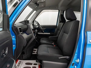 Минивэн Toyota Roomy 2019 года, 1075000 рублей, Красноярск