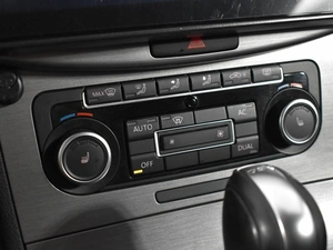 Седан Volkswagen Passat 2011 года, 889100 рублей, Казань