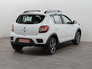Хетчбэк Renault Sandero Stepway 2020 года, 1200000 рублей, Красноярск