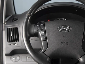 Минивэн Hyundai Grand Starex 2019 года, 4150000 рублей, Омск