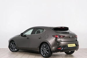 Хетчбэк Mazda 3 2019 года, 1769000 рублей, Красноярск