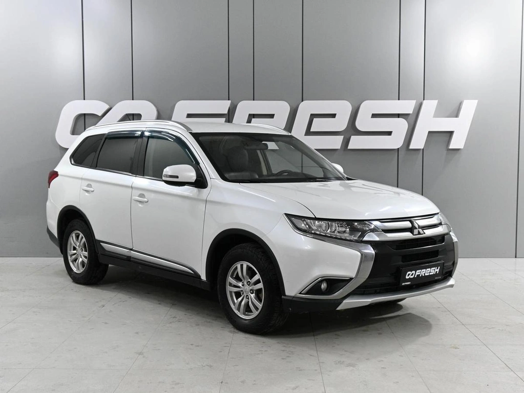 Внедорожник Mitsubishi Outlander 2016 года, 1849000 рублей, Аксай