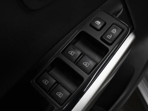 Внедорожник Mitsubishi Montero Sport 2021 года, 3350000 рублей, Омск