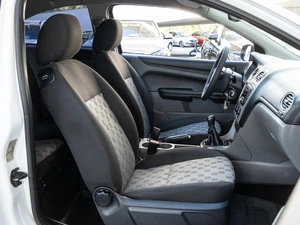 Хетчбэк Ford Focus 2008 года, 379000 рублей, Волгоград