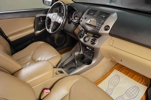 Внедорожник Toyota RAV4 2006 года, 1269000 рублей, Тюмень
