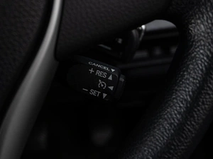 Минивэн Toyota Voxy 2019 года, 2100000 рублей, Краснодар