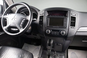 Внедорожник Mitsubishi Pajero 2010 года, 1840000 рублей, Оренбург